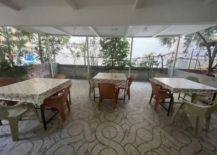 Özgür Hotel